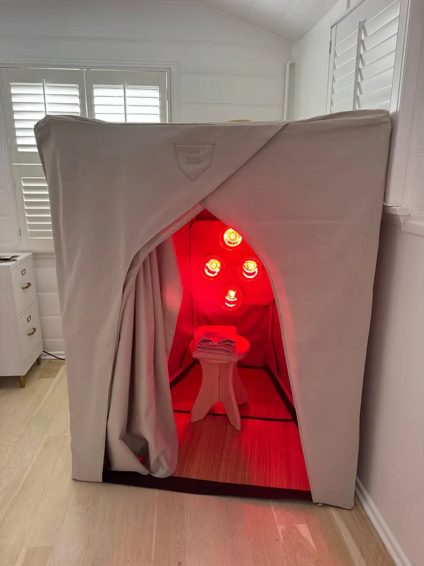 Infrared sauna tent assembled in Newport Beach, May 2025