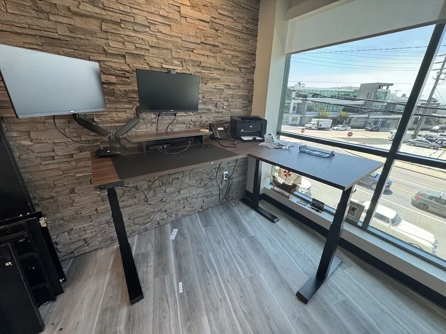 Office standing desks